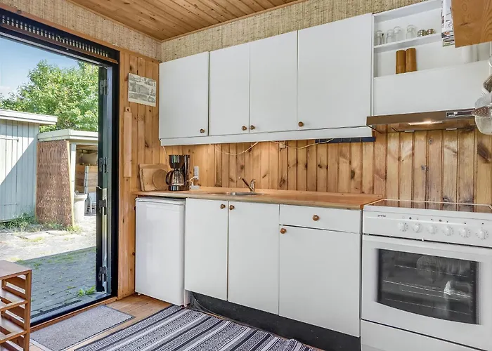 Three-bedroom In * Føllenslev