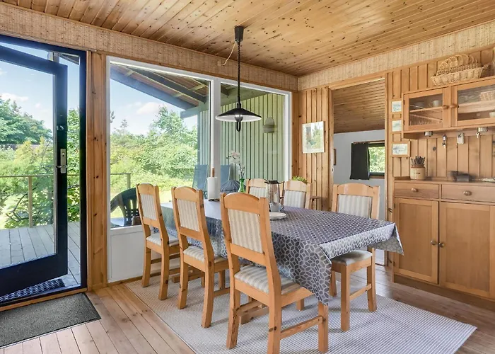 Feriehus Three-bedroom In