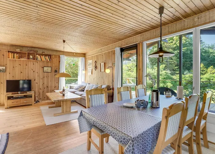 Three-bedroom In Ferienhaus *