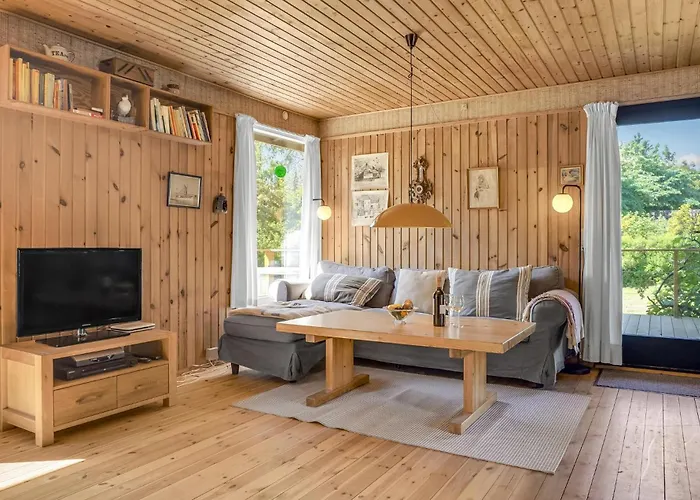 Feriehus Three-bedroom In *